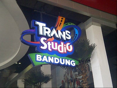 Wisata Keluarga di Bandung dengan Wahana Terlengkap