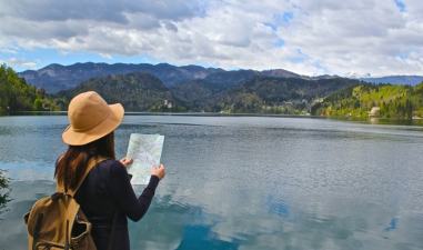 Takut Travelling Sendirian? Berikut Beberapa Tips Travelling Sendirian