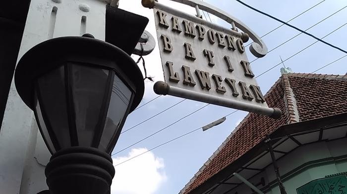 Mempelajari Batik Lebih Dalam dengan Berkunjung ke Kampung Batik di Solo