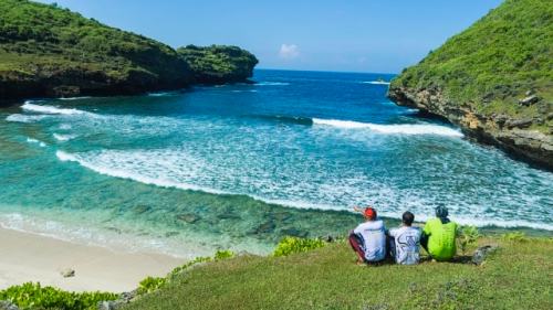 wisata pantai di pacitan