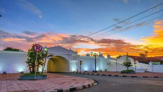 Plengkung Gading
