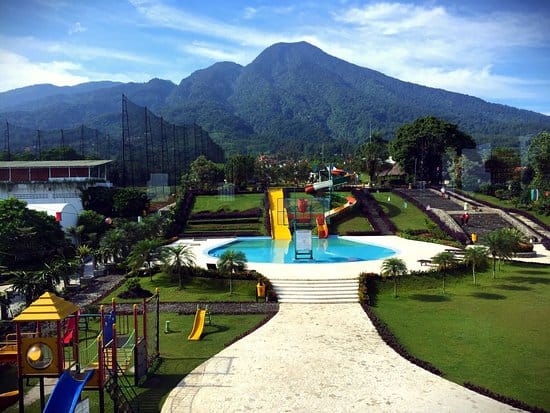 outbound highland park resort